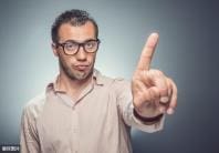 死工资不够用？别担心！建议尝试这3种无门槛副业，轻松减轻经济压力！